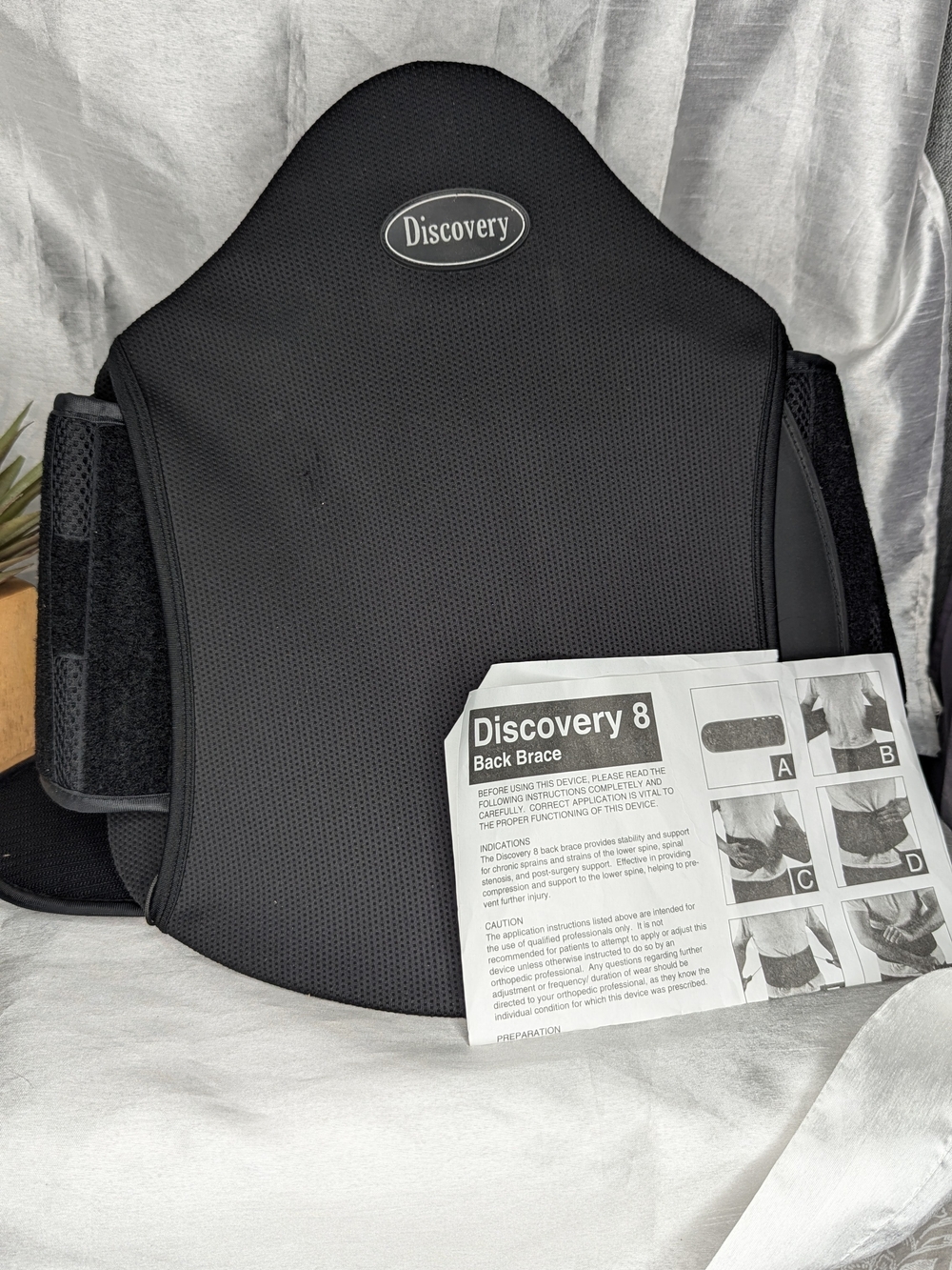 Discovery 8 Back & Lumbar Support Brace, Adjustable Compression, One Size Black